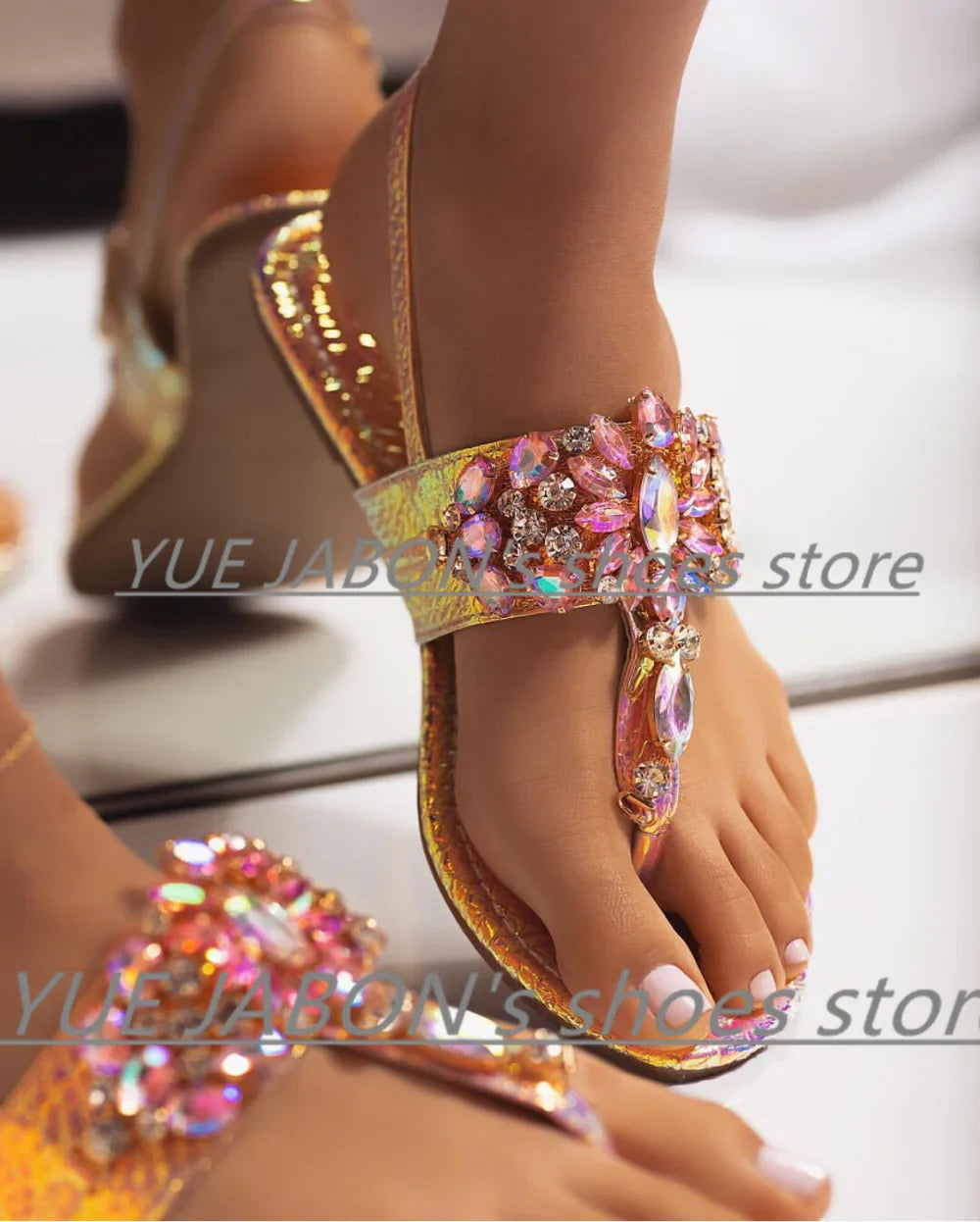 Shoes flat pearl sandals comfortable string bead beach slippers casualSPECIFICATIONSDepartment Name: ADULTBrand Name: Yue JabonModel Number: 11752Side Vamp Type: OpenBack Counter Type: Ankle StrapStyle: fashionFashion Element: String BDMEwomenstorenull