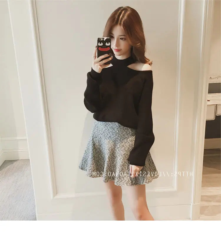 Top- Women's Casual Solid Loose Sweaters Female Sexy Halter Slash