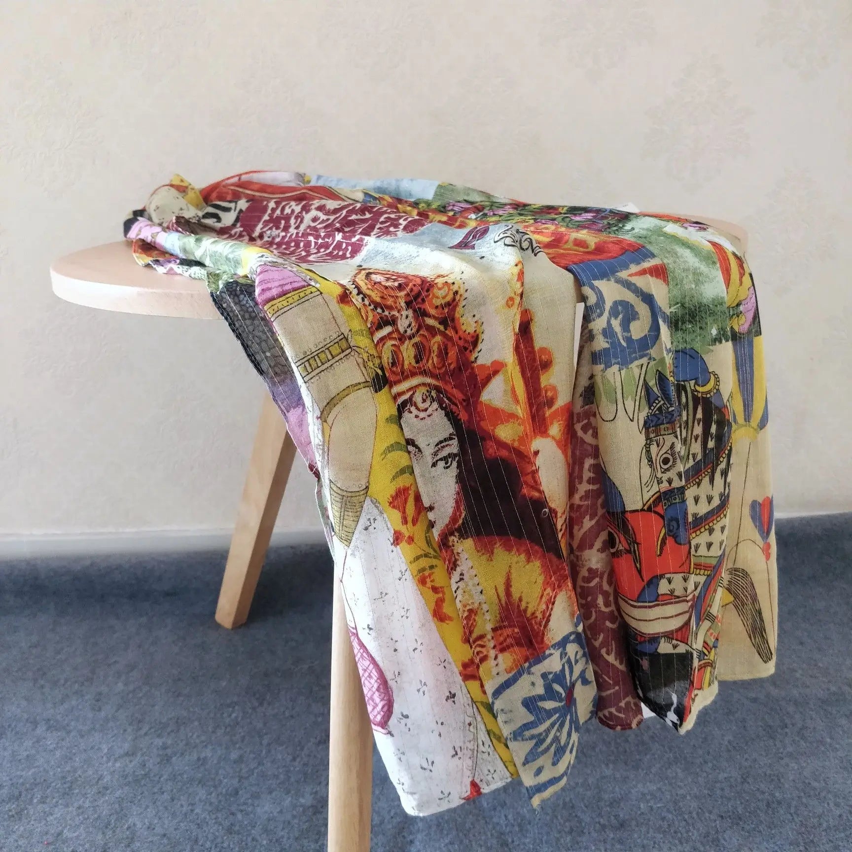 original single Spanish new trend colorful leisure gift shawl scarfSPECIFICATIONSBrand Name: NoEnName_NullCraft of Weaving: Non-wovenOrigin: ES(Origin)Gender: WOMENDepartment Name: ADULTHign-concerned Chemical: NoneMaterial: POLYESTDMEwomenstorenull