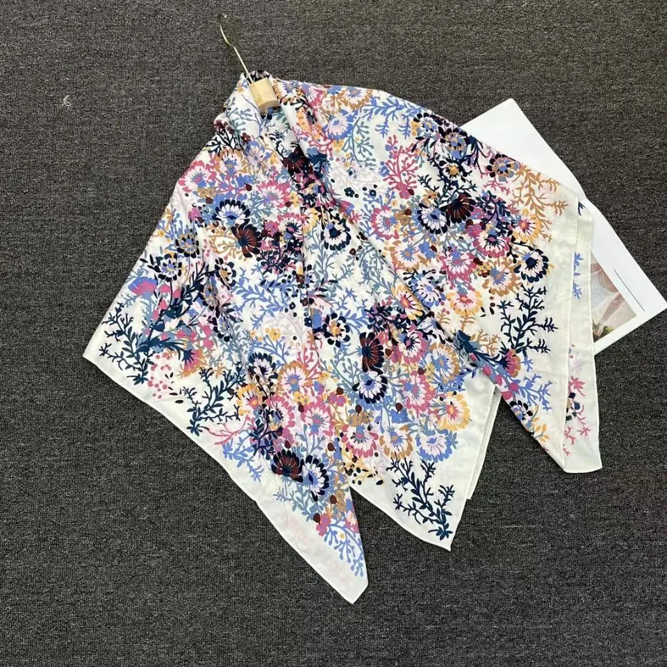 New fashion multi-color printed large square scarf women'sSPECIFICATIONSBrand Name: NoEnName_NullCraft of Weaving: Non-wovenOrigin: ES(Origin)Gender: WOMENDepartment Name: ADULTHign-concerned Chemical: NoneMaterial: POLYESTDMEwomenstorenull