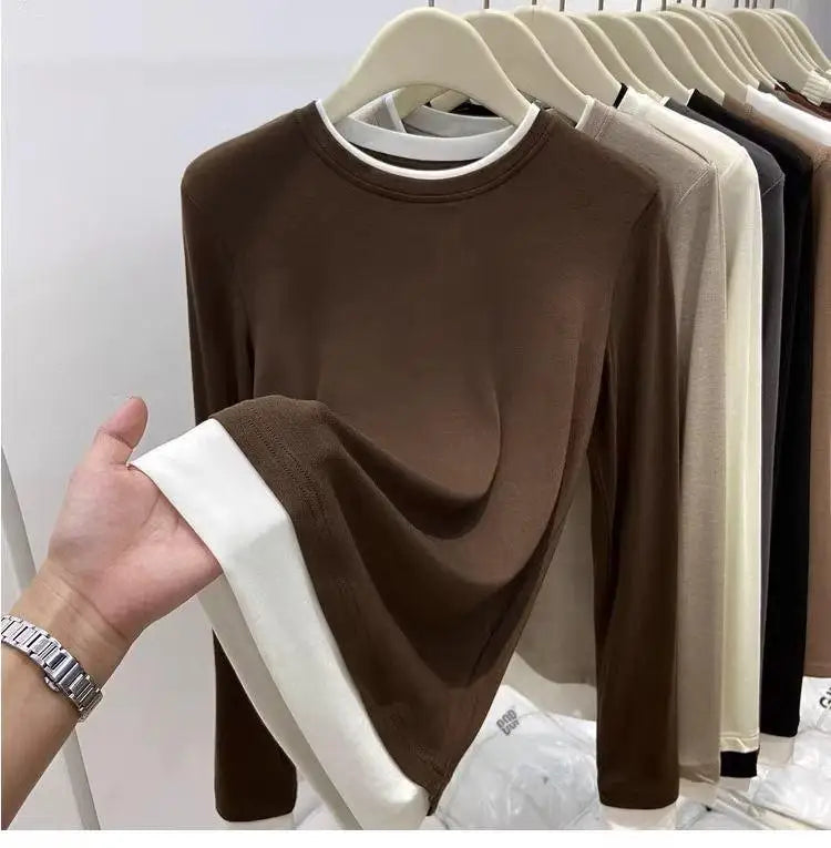 Contrasting Splicing Long Sleeved Round Neck T-shirt Base Shirt Warm TSPECIFICATIONSBrand Name: NoEnName_NullStyle: Office LadyAge: MIDDLE AGEOrigin: Mainland ChinaCN: GuangdongSeason: Autumn/WinterClothing Length: regularDecoration: PDMEwomenstorenull