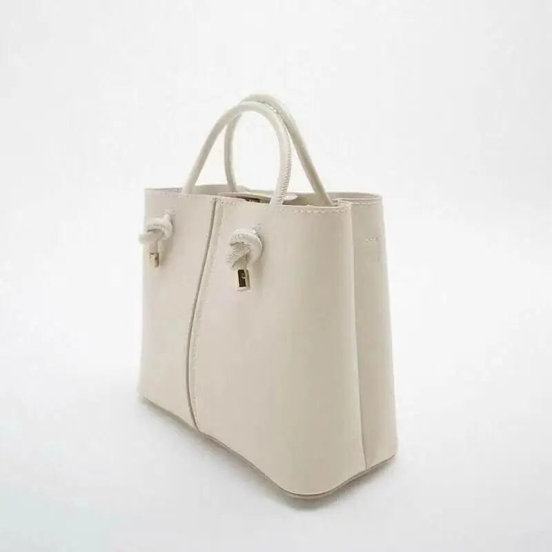 New Shoulder Bags Square Bag Women's Bags Advanced Bucket Bag Retro FaSPECIFICATIONSBrand Name: NoEnName_NullHign-concerned Chemical: NoneHandbags Type: Shoulder BagsTypes of bags: Shoulder &amp; Crossbody BagsMain Material: PULining MDMEwomenstorenull