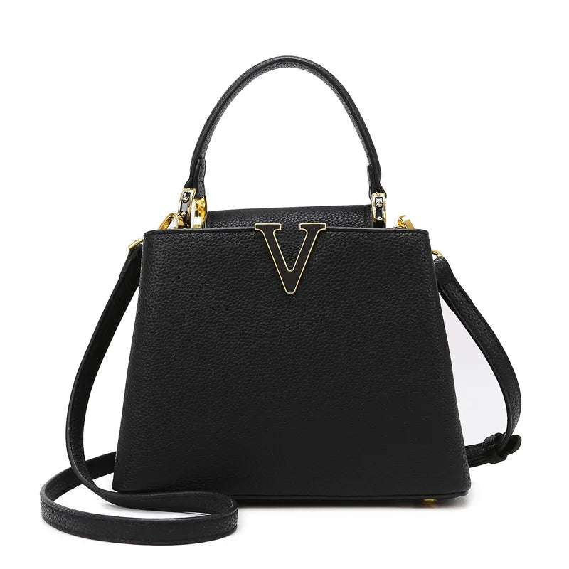 Luxury Women's Leather Handbag New Fashion Top Designer Crossbody ShouSPECIFICATIONSBrand Name: NoEnName_NullPlace Of Origin: GUANG DONG ProvinceOrigin: Mainland ChinaCN: GuangdongPlace Of Origin: GUANG DONG ProvinceHign-concerned ChemDMEwomenstorenull