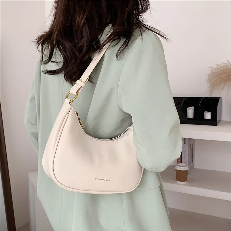 Underarm Bag for Women's Summer New Trendy and High end Crossbody Bag SPECIFICATIONSBrand Name: NoEnName_NullHign-concerned Chemical: NoneHandbags Type: Shoulder BagsMain Material: PULining Material: POLYESTERShape: BaguettePlace Of OrDMEwomenstorenull