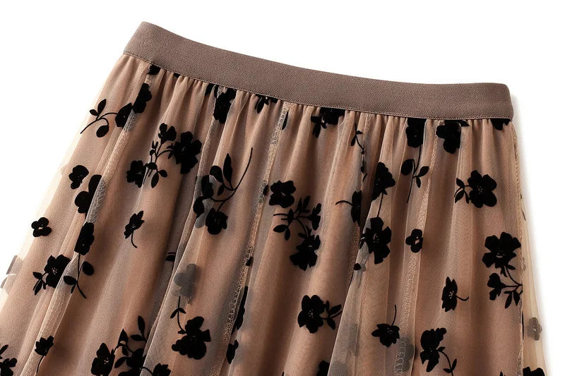 Skirt Women Vintage Butterfly Embroidery Elastic High Waist A-Line MesSPECIFICATIONSBrand Name: GLINDADAMaterial: POLYESTERMaterial: MeshMaterial: VoileStyle: Chinese StyleElasticity: Slight StrechOrigin: Mainland ChinaCN: GuangdongSeaDMEwomenstorenull