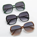 Vintage Square Sunglasses Women Retro Big Sun Glasses Men Classic EyewSPECIFICATIONSBrand Name: BYLENOrigin: Mainland ChinaGender: WOMENDepartment Name: ADULTFrame Material: AlloyStyle: SQUARELenses Optical Attribute: GradientLenses OpDMEwomenstorenull