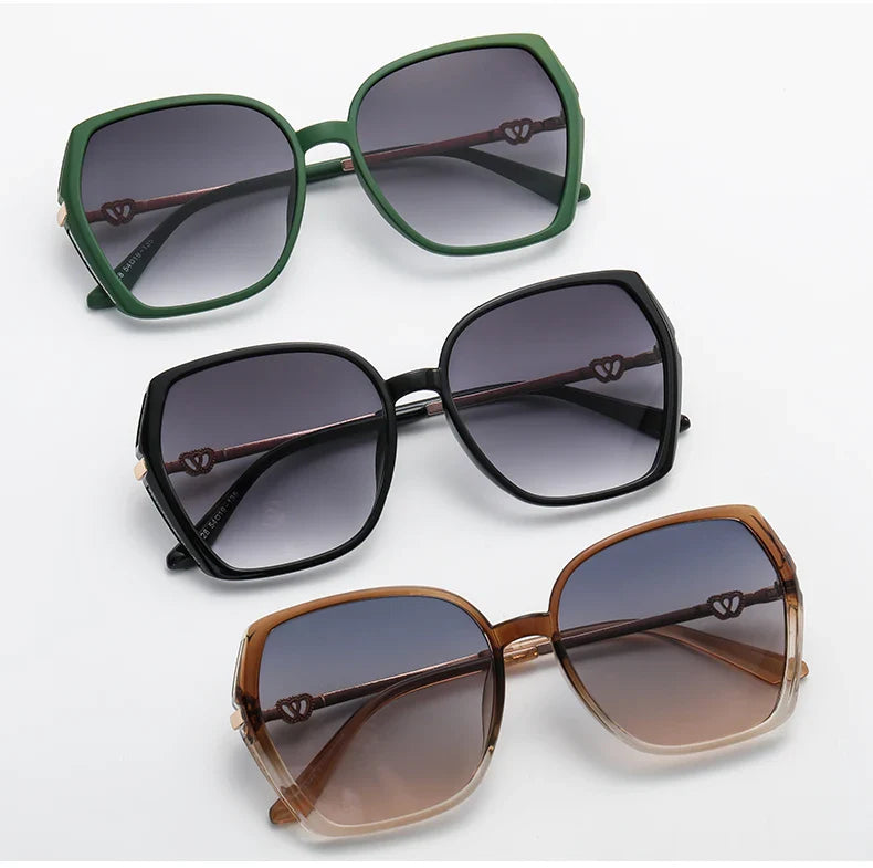 Vintage Square Sunglasses Women Retro Big Sun Glasses Men Classic EyewSPECIFICATIONSBrand Name: BYLENOrigin: Mainland ChinaGender: WOMENDepartment Name: ADULTFrame Material: AlloyStyle: SQUARELenses Optical Attribute: GradientLenses OpDMEwomenstorenull