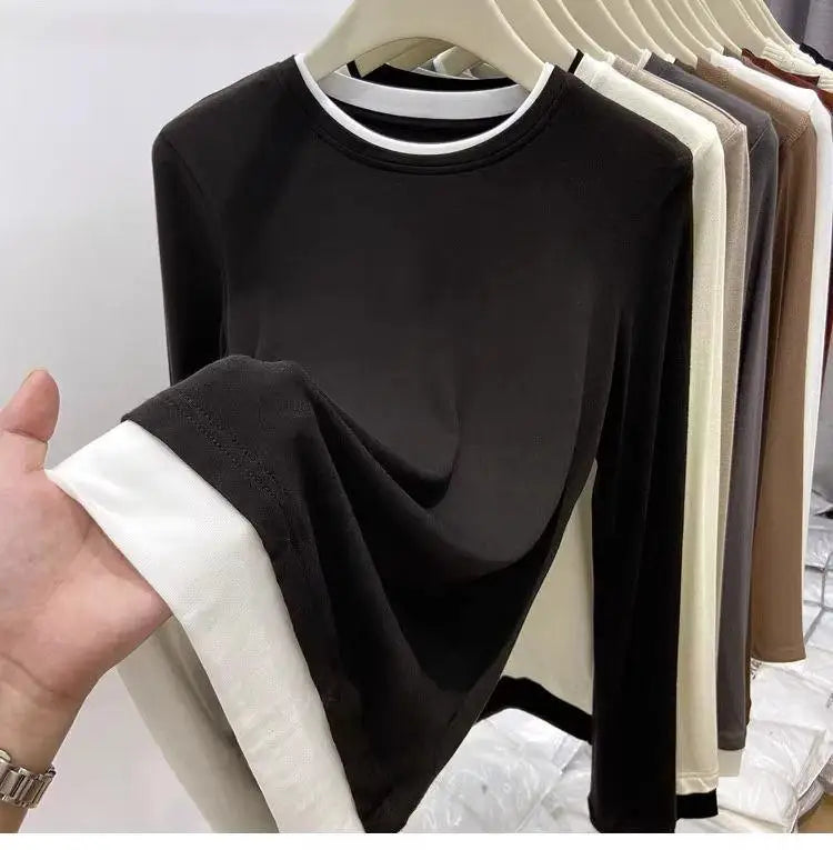 Contrasting Splicing Long Sleeved Round Neck T-shirt Base Shirt Warm TSPECIFICATIONSBrand Name: NoEnName_NullStyle: Office LadyAge: MIDDLE AGEOrigin: Mainland ChinaCN: GuangdongSeason: Autumn/WinterClothing Length: regularDecoration: PDMEwomenstorenull