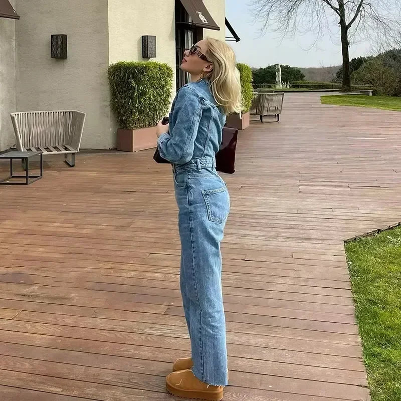 Denim Jumpsuit for Women Overalls Woman Jean Overalls Long Sleeve ElegSPECIFICATIONSBrand Name: NoEnName_NullStyle: StreetwearAge: MIDDLE AGEOrigin: Mainland ChinaCN: GuangdongSeason: Spring/SummerMaterial: POLYESTERDecoration: noneFabDMEwomenstorenull