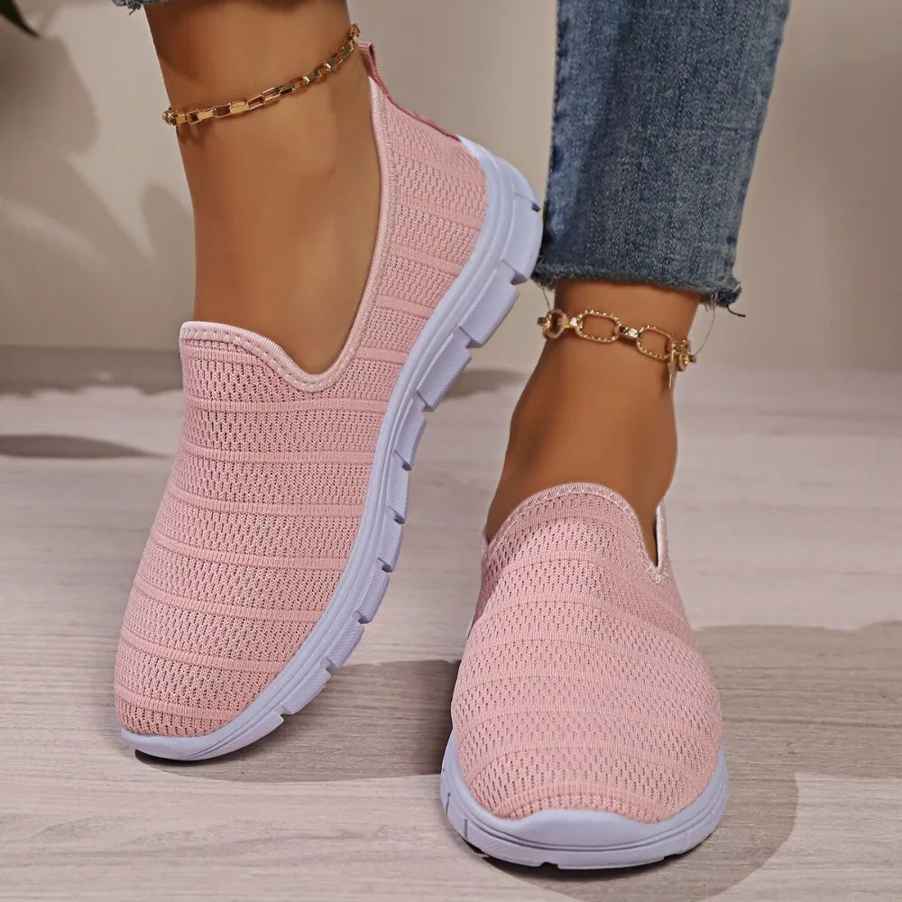 Sneakers Slip On Flat Shoe Women's Fashion Casual Loafers Walking ShoeSPECIFICATIONSDepartment Name: ADULTBrand Name: pdmcmsPattern Type: SolidModel Number: &amp;8833-3DFit: Fits true to size, take your normal sizeHign-concerned ChemicDMEwomenstorenull