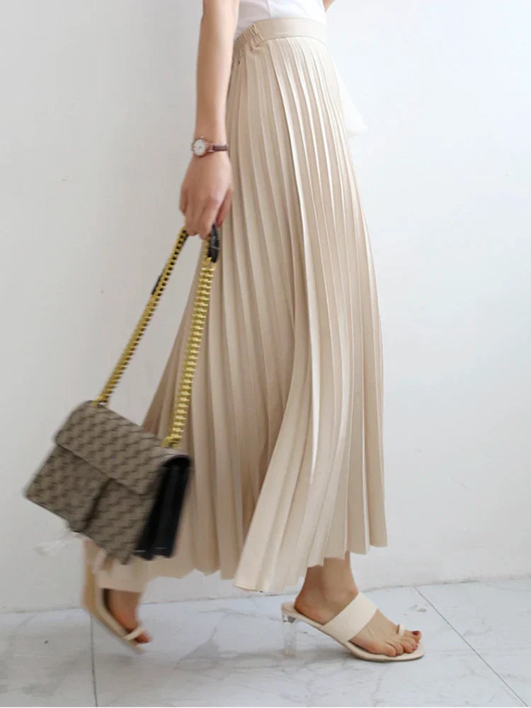 Elegant Chic Solid Pleated Skirt High Waist Luxury Fashion With ElastiSPECIFICATIONSBrand Name: soliatenMaterial: POLYESTERStyle: basicsElasticity: Non StrechOrigin: Mainland ChinaCN: ZhejiangSeason: Autumn/WinterFabric Type: BroadclotDMEwomenstorenull