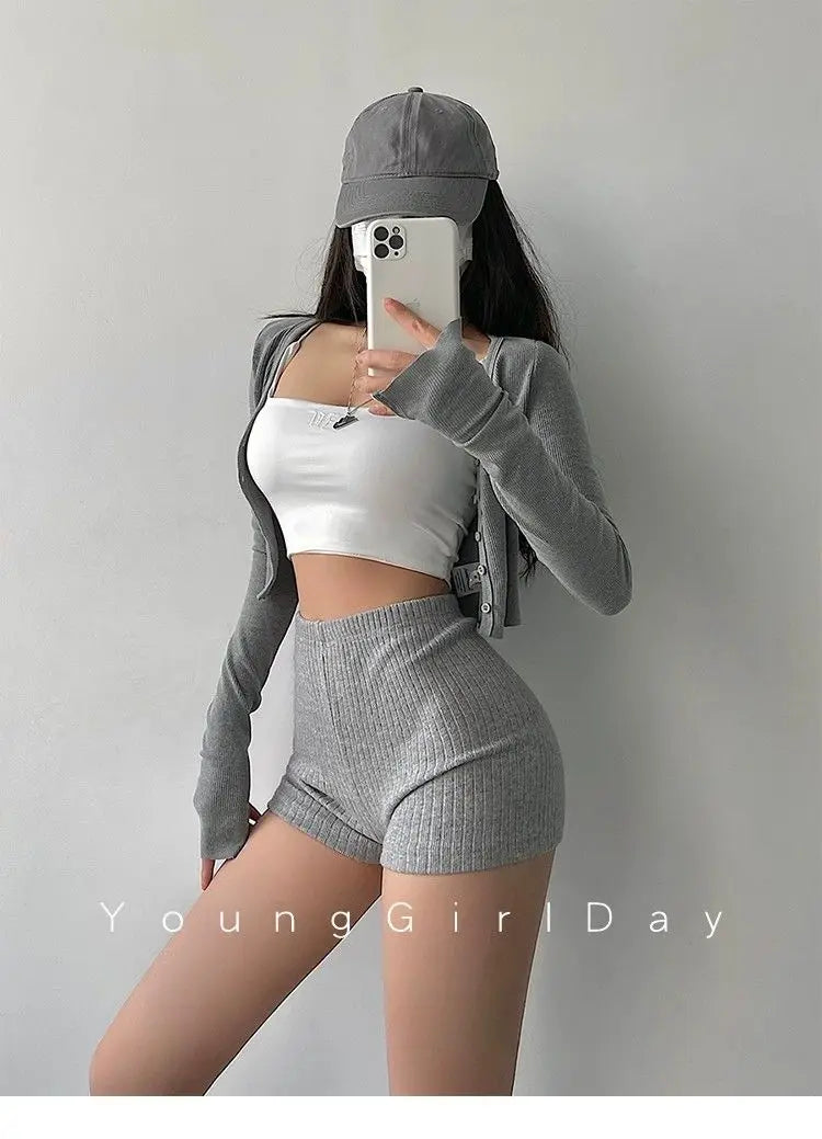 Style Shorts Women High Waist Sheath Stretch Solid Knitting HotSPECIFICATIONSBrand Name: AltayskiyDecoration: noneFabric Type: KnittedHign-concerned Chemical: NonePant Style: regularPattern Type: SolidFit Type: SlimStyle: Sexy &DMEwomenstorenull