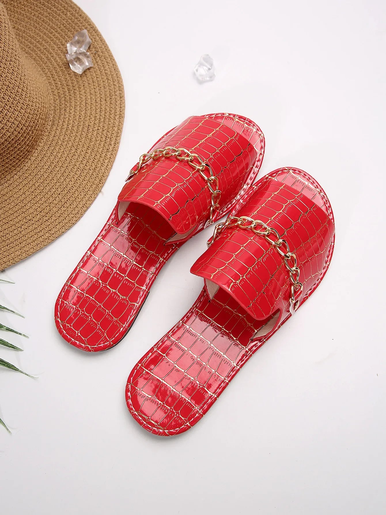 New Gold Metal Chain Peep Toe Slippers Women’s Flat Luxury OutdoorSPECIFICATIONSBrand Name: shijunyiShoes Type: Flip FlopsApplicable Place: OutsideUpper Material: PUHeel Height: High (5cm-8cm)Origin: Mainland ChinaCN: ZhejiangSeasoDMEwomenstorenull