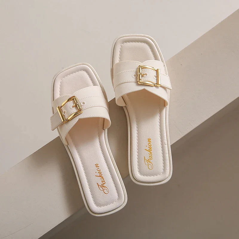 Fashionable Slippers For Women Summer Outerwear Anti-Slip Beach New StSPECIFICATIONSBrand Name: NoEnName_NullShoes Type: Flip FlopsApplicable Place: OutsideUpper Material: PVCHeel Height: Low (1cm-3cm)Origin: Mainland ChinaSeason: SummDMEwomenstorenull