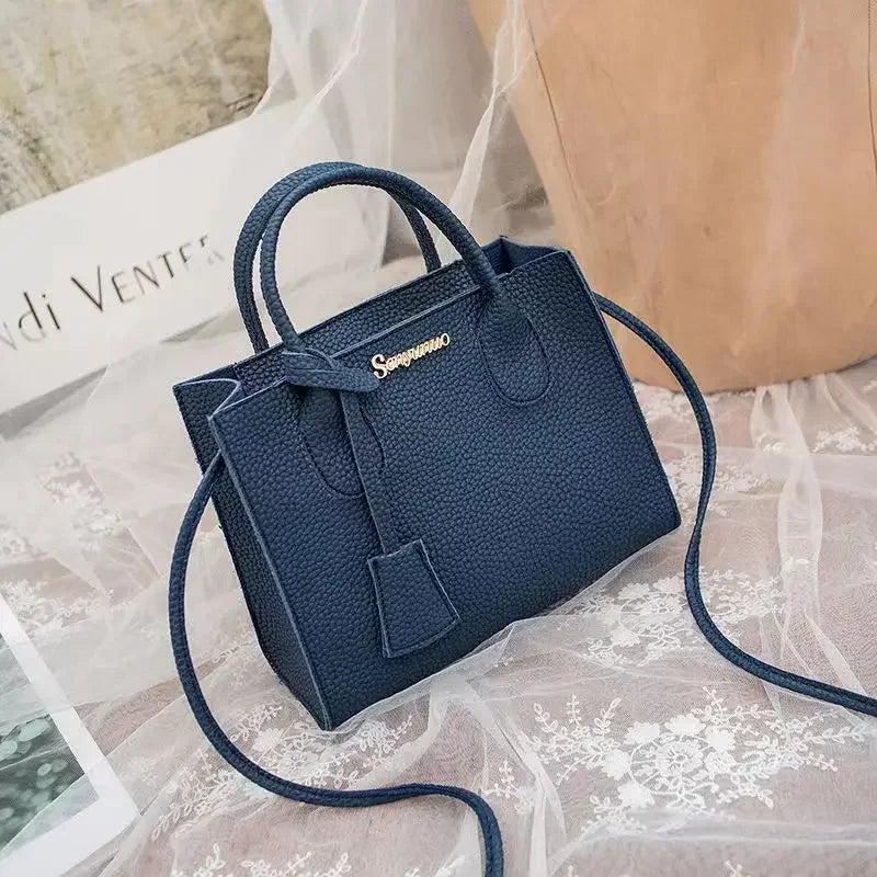 Ladies Handbags Single-shoulder Crossbody Handheld Triple-use Satchel SPECIFICATIONSBrand Name: NoEnName_NullOrigin: Mainland ChinaCN: GuangdongLining Material: POLYESTERMain Material: PUPlace Of Origin: GUANG DONG ProvincePlace Of OriDMEwomenstorenull