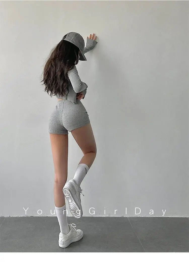 Style Shorts Women High Waist Sheath Stretch Solid Knitting HotSPECIFICATIONSBrand Name: AltayskiyDecoration: noneFabric Type: KnittedHign-concerned Chemical: NonePant Style: regularPattern Type: SolidFit Type: SlimStyle: Sexy &DMEwomenstorenull