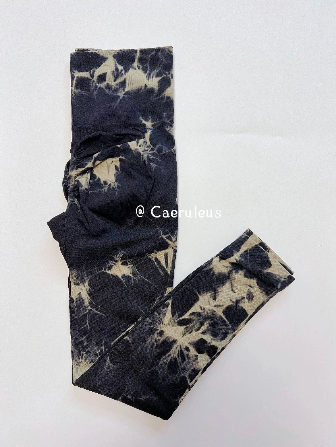 Women Tie Dyed Seamless Leggings Scrunch Fitness Fashion High Gym WaisSPECIFICATIONSBrand Name: caeruleusWaist Type: highStyle: CasualLength(Bottoms): Ankle-LengthOrigin: Mainland ChinaCN: ZhejiangSeason: All seasonHign-concerned ChemiDMEwomenstorenull