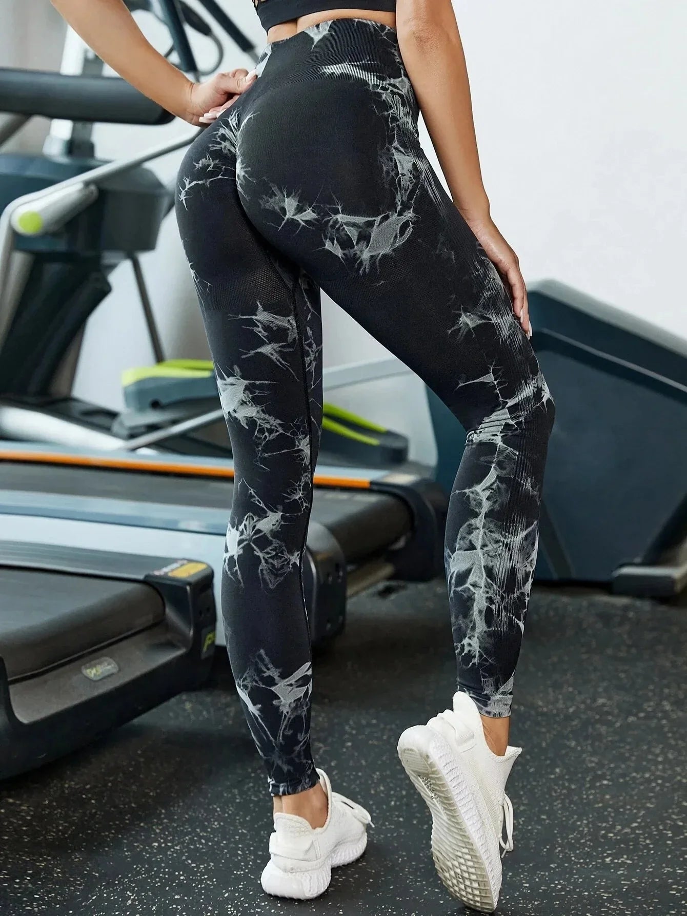 Bleach Sport Leggings Women Tummy Control Push Up Elastic Yoga Pants FSPECIFICATIONSBrand Name: Botee SharkWaist Type: highStyle: sportyLength(Bottoms): Ankle-LengthOrigin: Mainland ChinaCN: ZhejiangSeason: All seasonSeam: seamlessPattDMEwomenstorenull