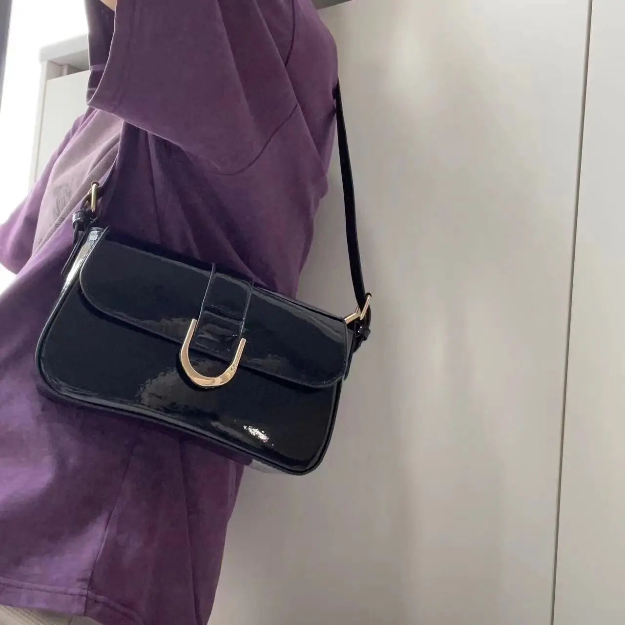 Women Flap Satchel Bag Fashion Messenger Bag Strap Adjustable Patent LSPECIFICATIONSBrand Name: macrouptaHign-concerned Chemical: NoneHandbags Type: Shoulder BagsTypes of bags: Shoulder &amp; Crossbody BagsMain Material: PULining MaterDMEwomenstorenull