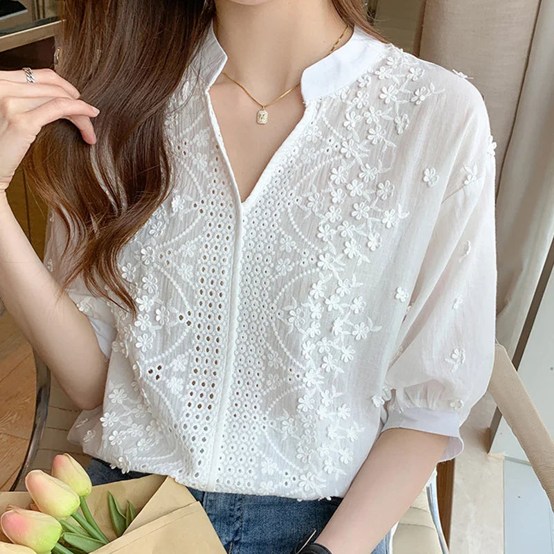 Short Sleeve Women Shirt Embroidery White Shirt V-neck Lantern SleeveSPECIFICATIONSBrand Name: SURE XIAO STORYStyle: vintageElasticity: Non StrechOrigin: Mainland ChinaCN: GuangdongSeason: Spring/SummerFabric Type: BroadclothMaterial:DMEwomenstorenull