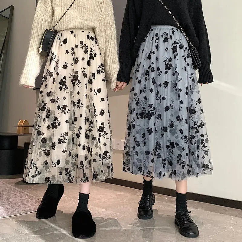 Skirt Women Vintage Butterfly Embroidery Elastic High Waist A-Line MesSPECIFICATIONSBrand Name: GLINDADAMaterial: POLYESTERMaterial: MeshMaterial: VoileStyle: Chinese StyleElasticity: Slight StrechOrigin: Mainland ChinaCN: GuangdongSeaDMEwomenstorenull