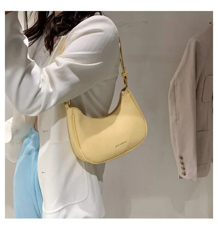 Underarm Bag for Women's Summer New Trendy and High end Crossbody Bag SPECIFICATIONSBrand Name: NoEnName_NullHign-concerned Chemical: NoneHandbags Type: Shoulder BagsMain Material: PULining Material: POLYESTERShape: BaguettePlace Of OrDMEwomenstorenull