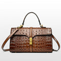 Leather Crocodile Pattern Women's Bag Fashion Brand Ladies HandbagsSPECIFICATIONSBrand Name: NoEnName_NullOrigin: Mainland ChinaCN: GuangdongLining Material: COTTONLining Material: POLYESTERMain Material: Genuine leatherPlace Of OriDMEwomenstorenull