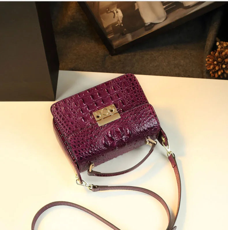 Crocodile pattern leather bag new women's bag, leather handbag, shouldSPECIFICATIONSBrand Name: NoEnName_NullHign-concerned Chemical: NoneHandbags Type: TotesTypes of bags: Handbags &amp; Crossbody bagsMain Material: Genuine leatherGenDMEwomenstorenull