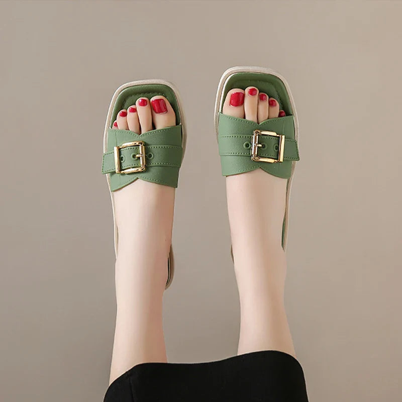 Fashionable Slippers For Women Summer Outerwear Anti-Slip Beach New StSPECIFICATIONSBrand Name: NoEnName_NullShoes Type: Flip FlopsApplicable Place: OutsideUpper Material: PVCHeel Height: Low (1cm-3cm)Origin: Mainland ChinaSeason: SummDMEwomenstorenull