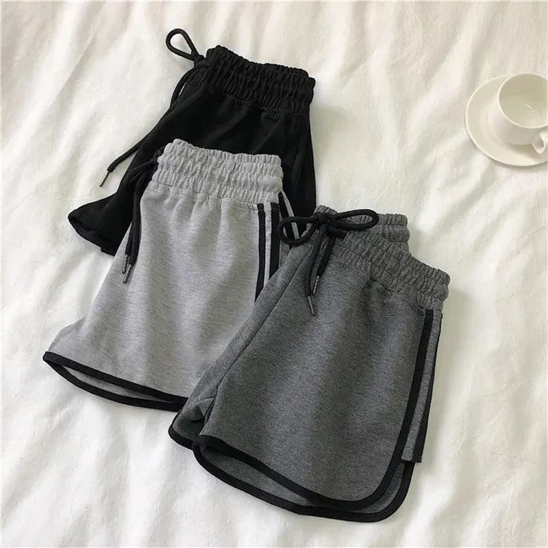 High-Waisted Elastic Loose Sports And Casual Running Shorts For WomenSPECIFICATIONSBrand Name: NoEnName_NullDecoration: noneFabric Type: blendedHign-concerned Chemical: NonePant Style: regularPattern Type: SolidFit Type: LOOSEStyle: CDMEwomenstorenull